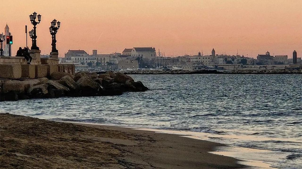 Dimora Victoria Lägenhet Bari Exteriör bild